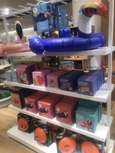 64B7171C-FCCC-48F1-BEFA-AD63F0612066