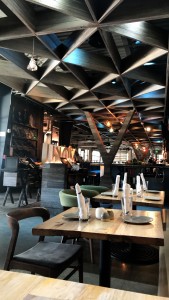 83248921-45A4-4838-9933-DEAAD696145F